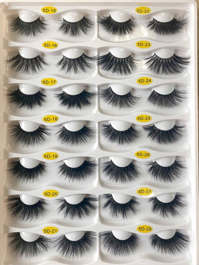 Individual Wispy 25mm 5D Mink Hair Faux Lashes 4