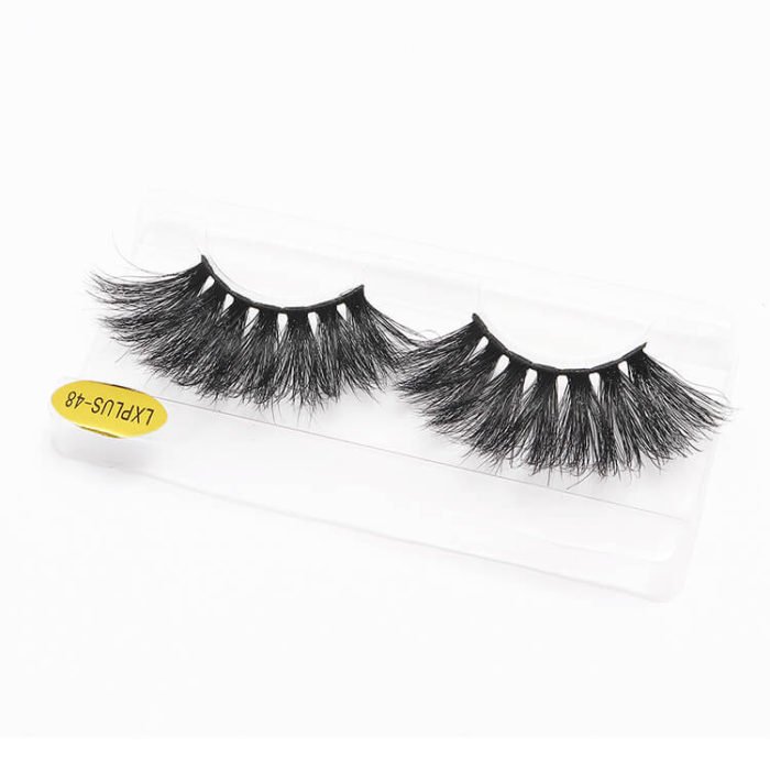 Perfect Grand Dramatic Fluffy Lashes 1