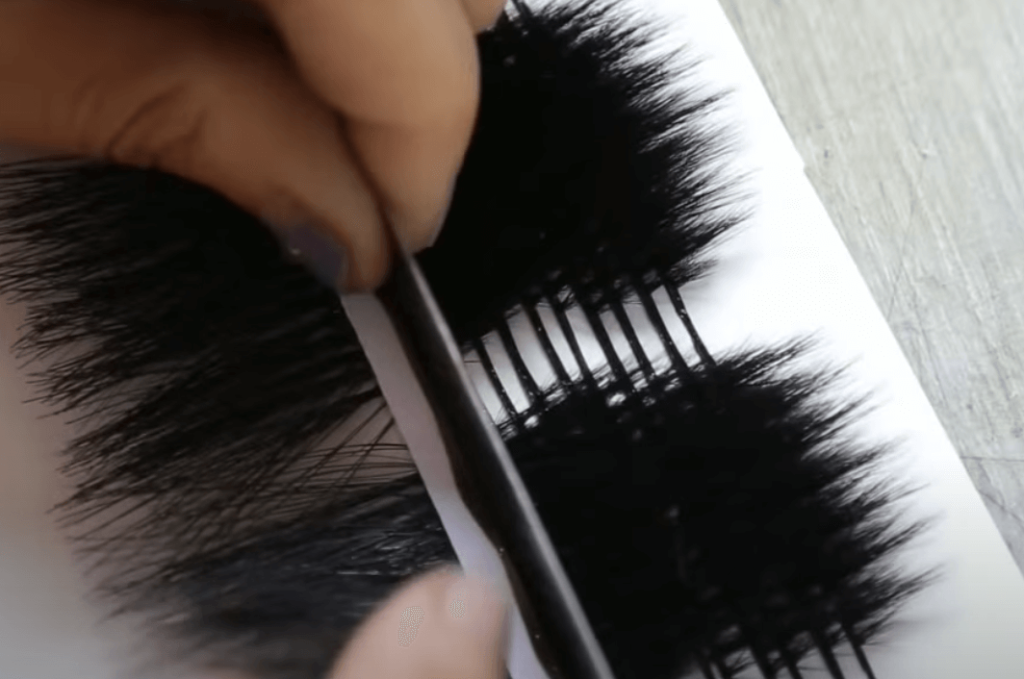 How-Manufacturers-Make-Strip-Mink-Lashes-19